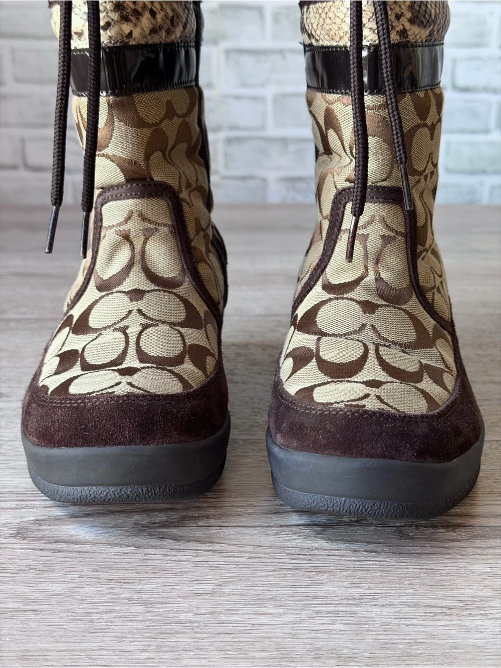 Coach Lorna Rabbit Fur Lined Winter Boots Signature Brown Size 7M - Picture 9 of 17